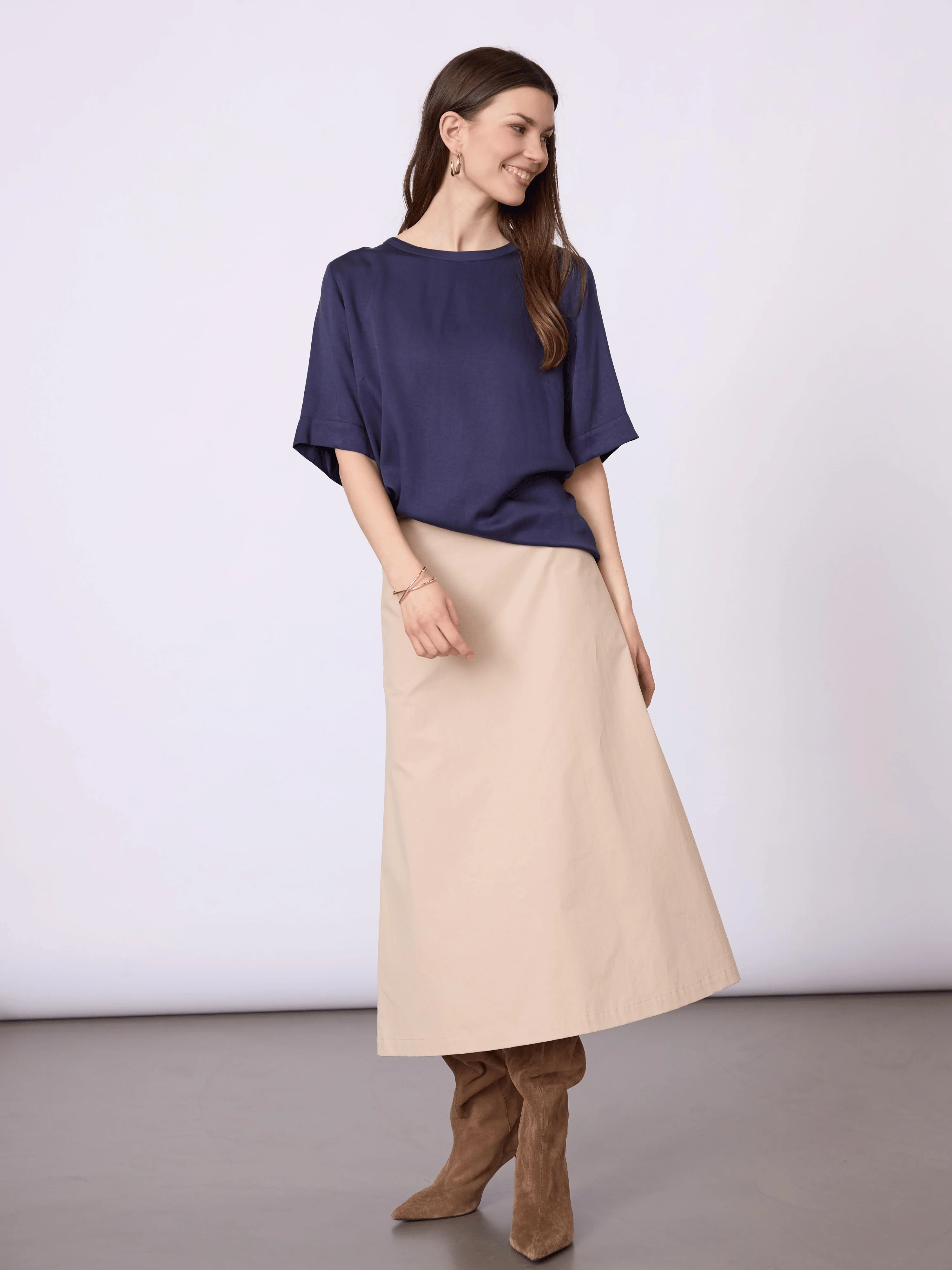 Addie - Solid - Navy - Image 3