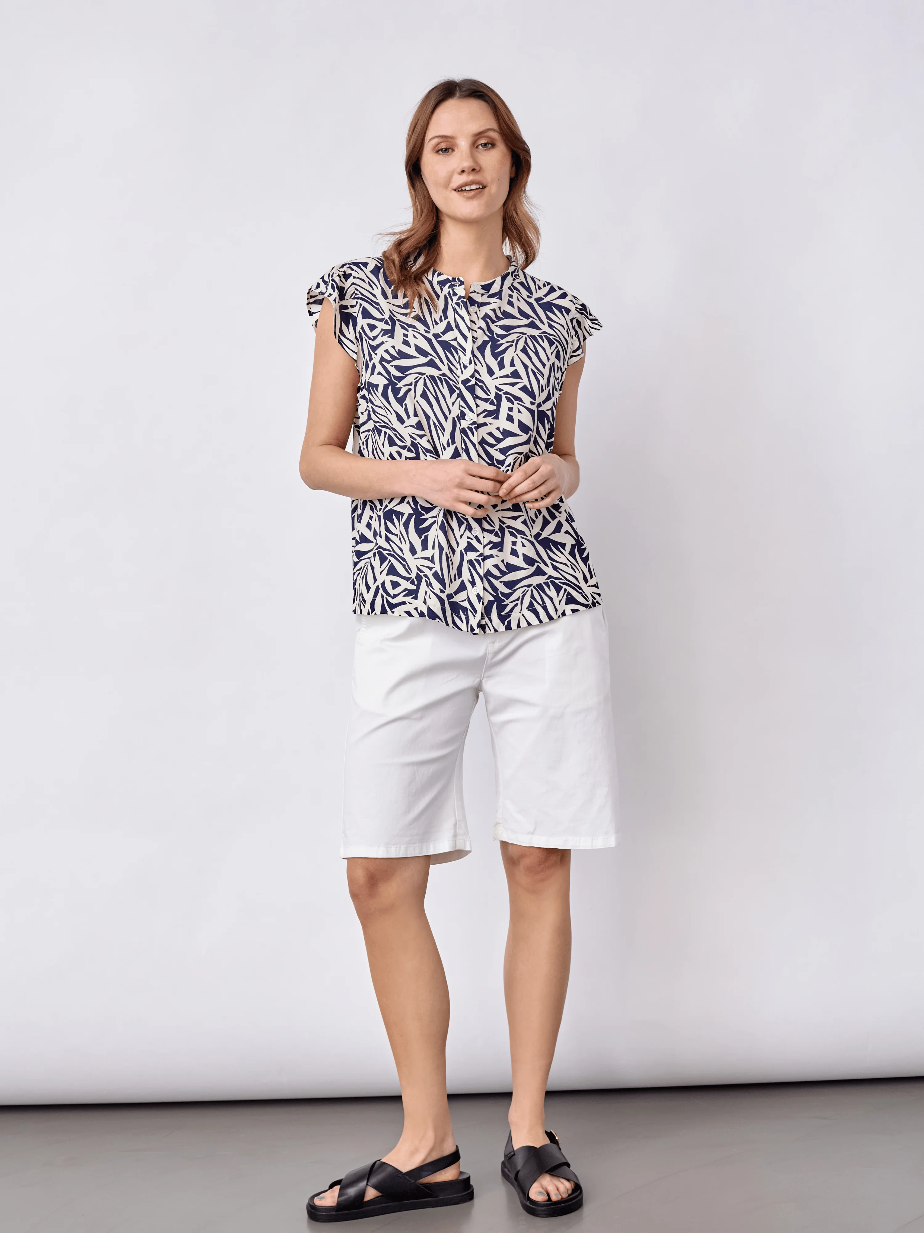 Allie - Navy Pattern - Image 3