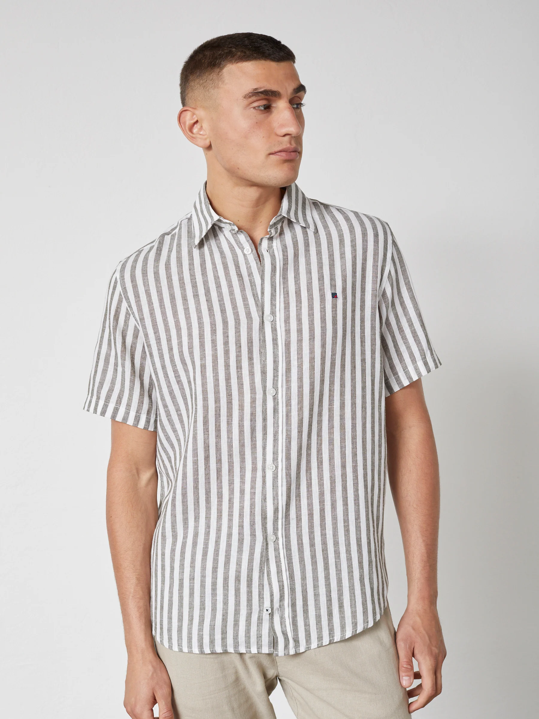 ASGER LINEN SHIRT SS - Olive Stripe