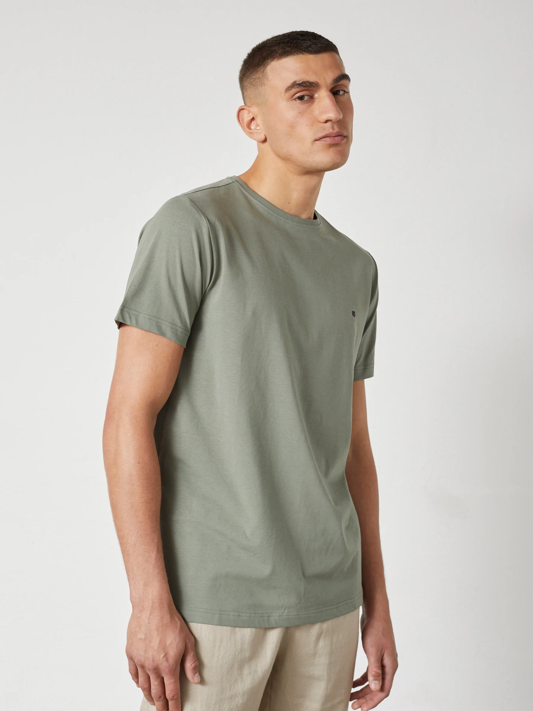 CHRIS T-SHIRT SS - Olive Green