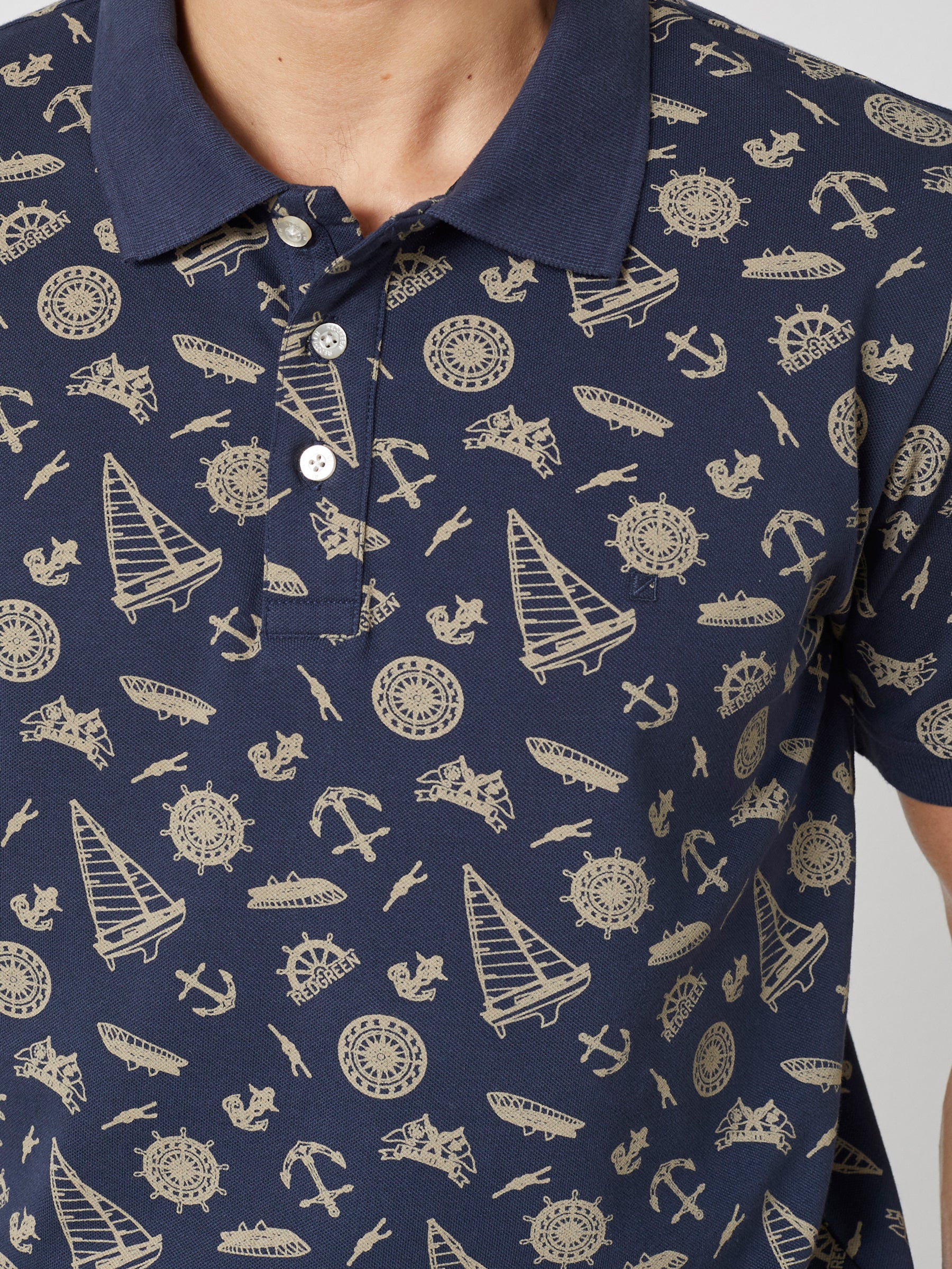 COLTON POLO T-SHIRT - Navy pattern with sand - Image 4