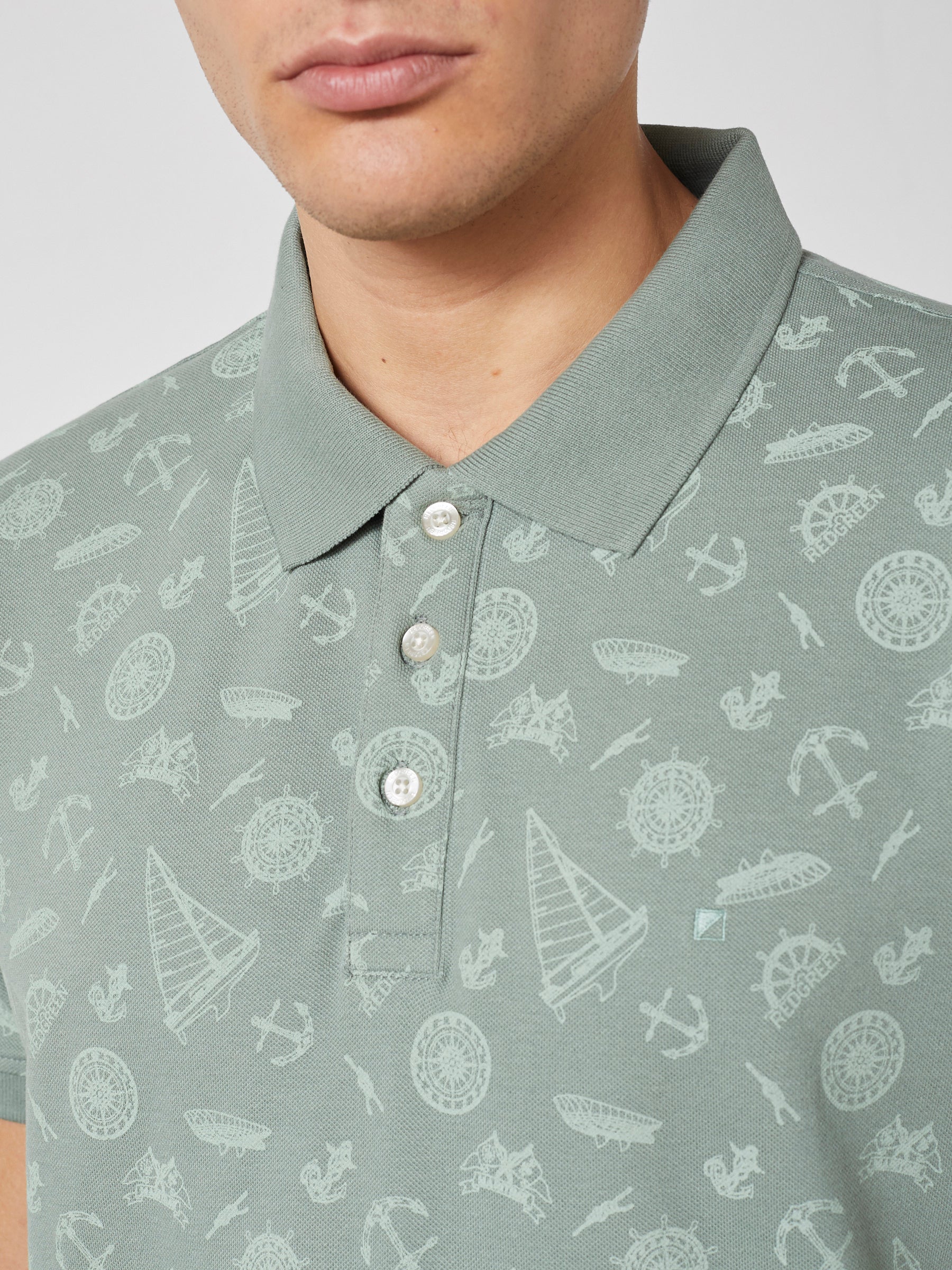 COLTON POLO T-SHIRT - Olive pattern with green pastel - Image 4