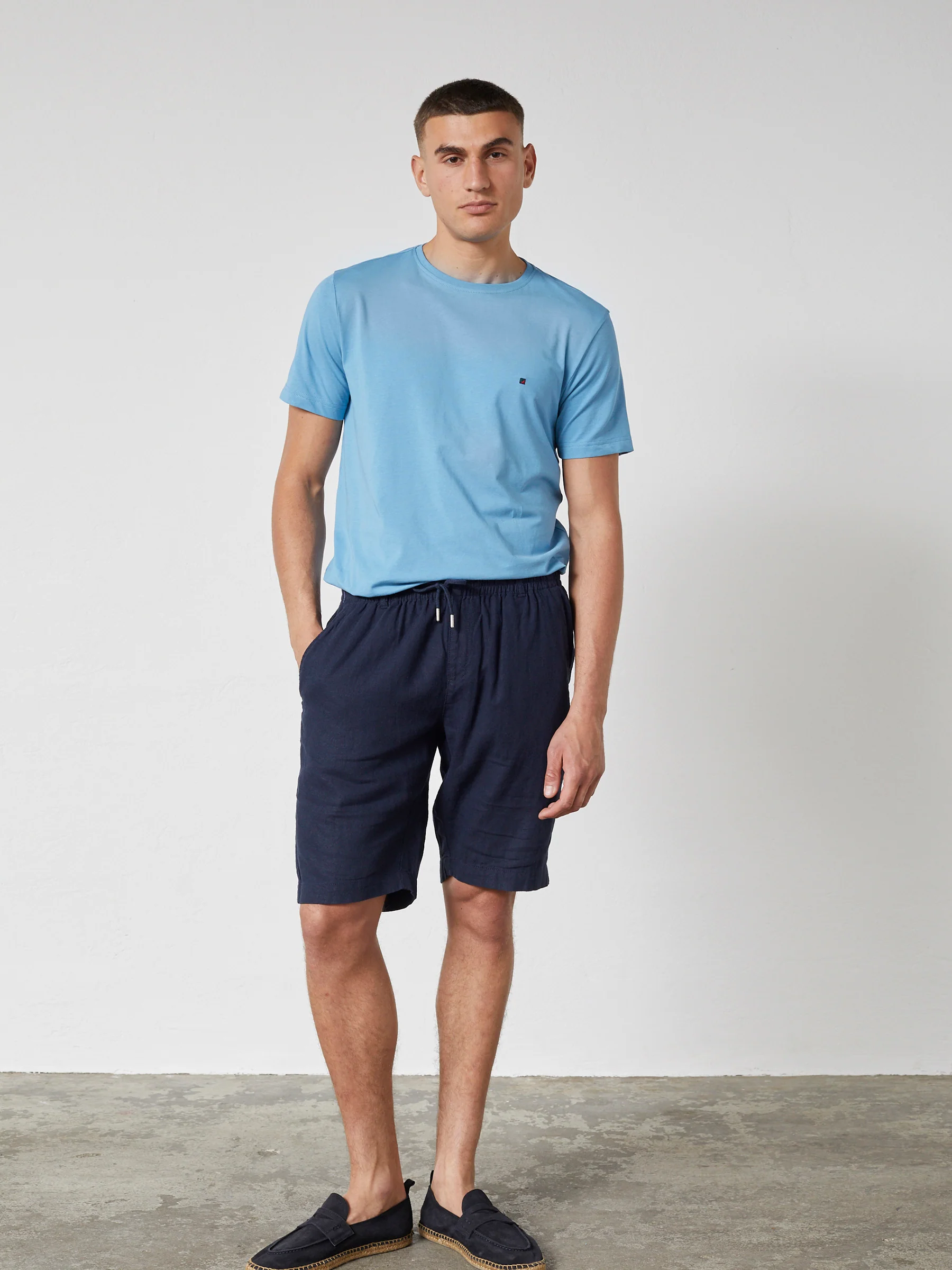 LUCAN LINEN SHORTS - NAVY - Image 3