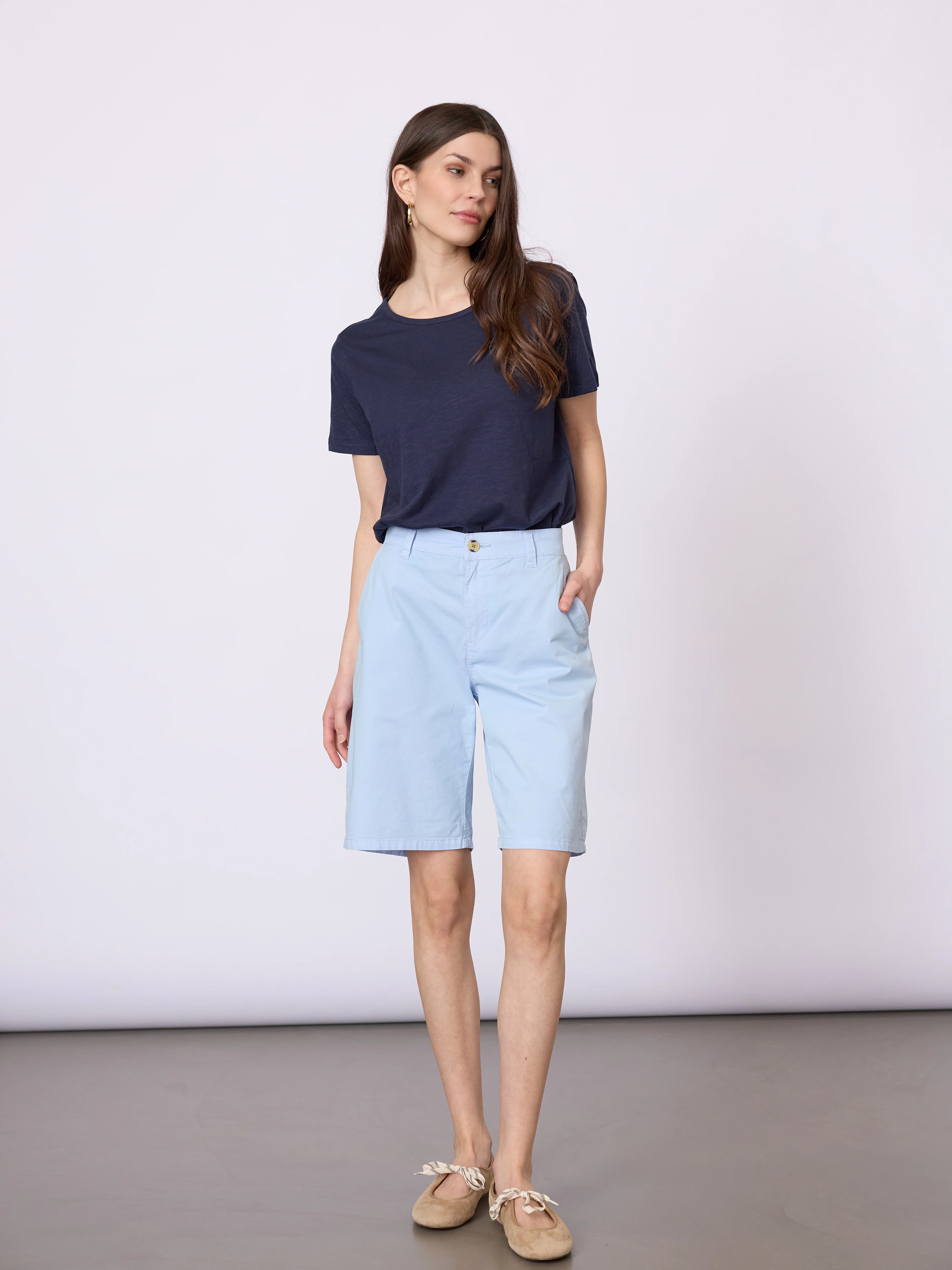 Lucca - Blue - Image 3