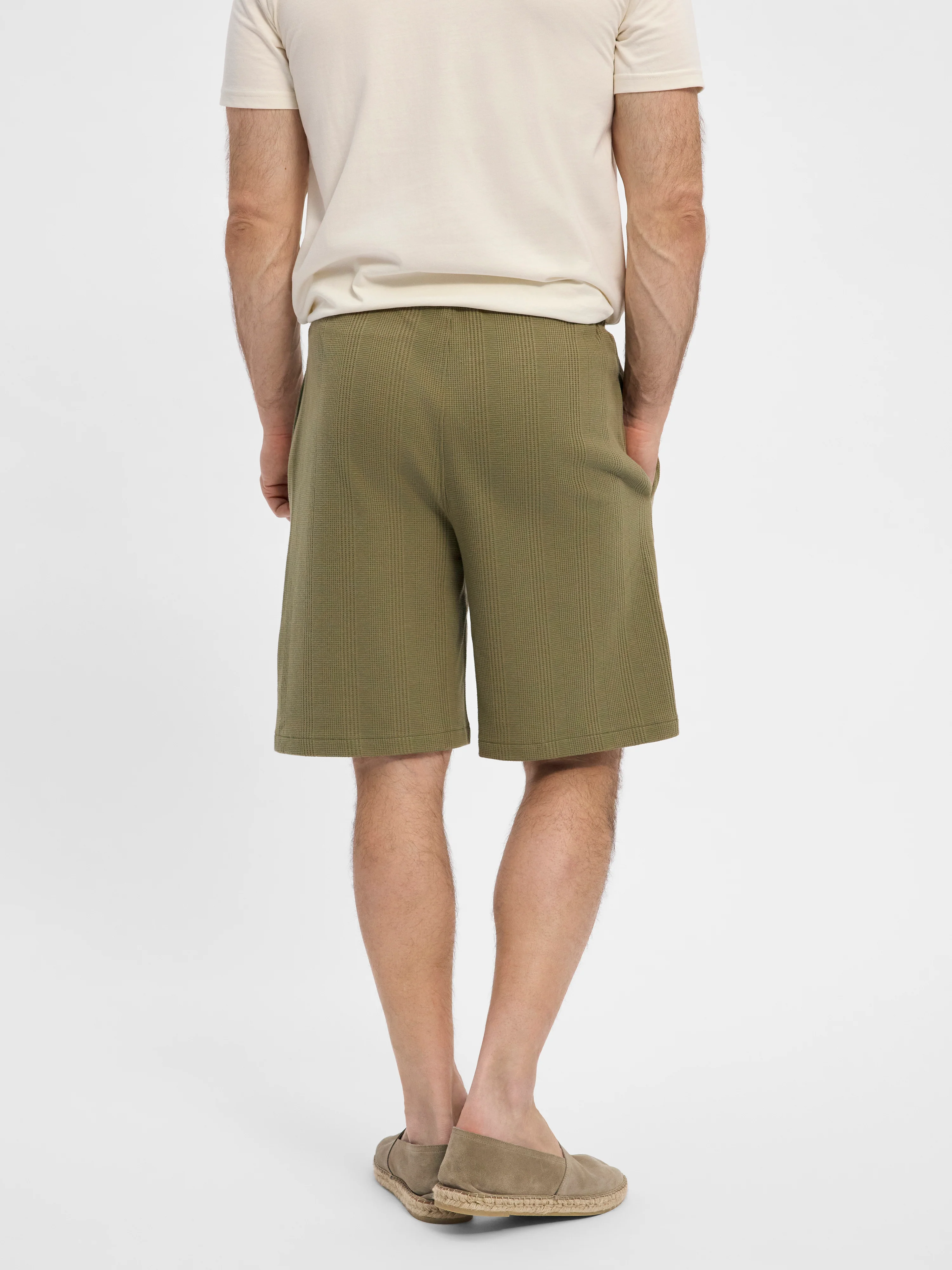 Lyle - Olive - Image 3