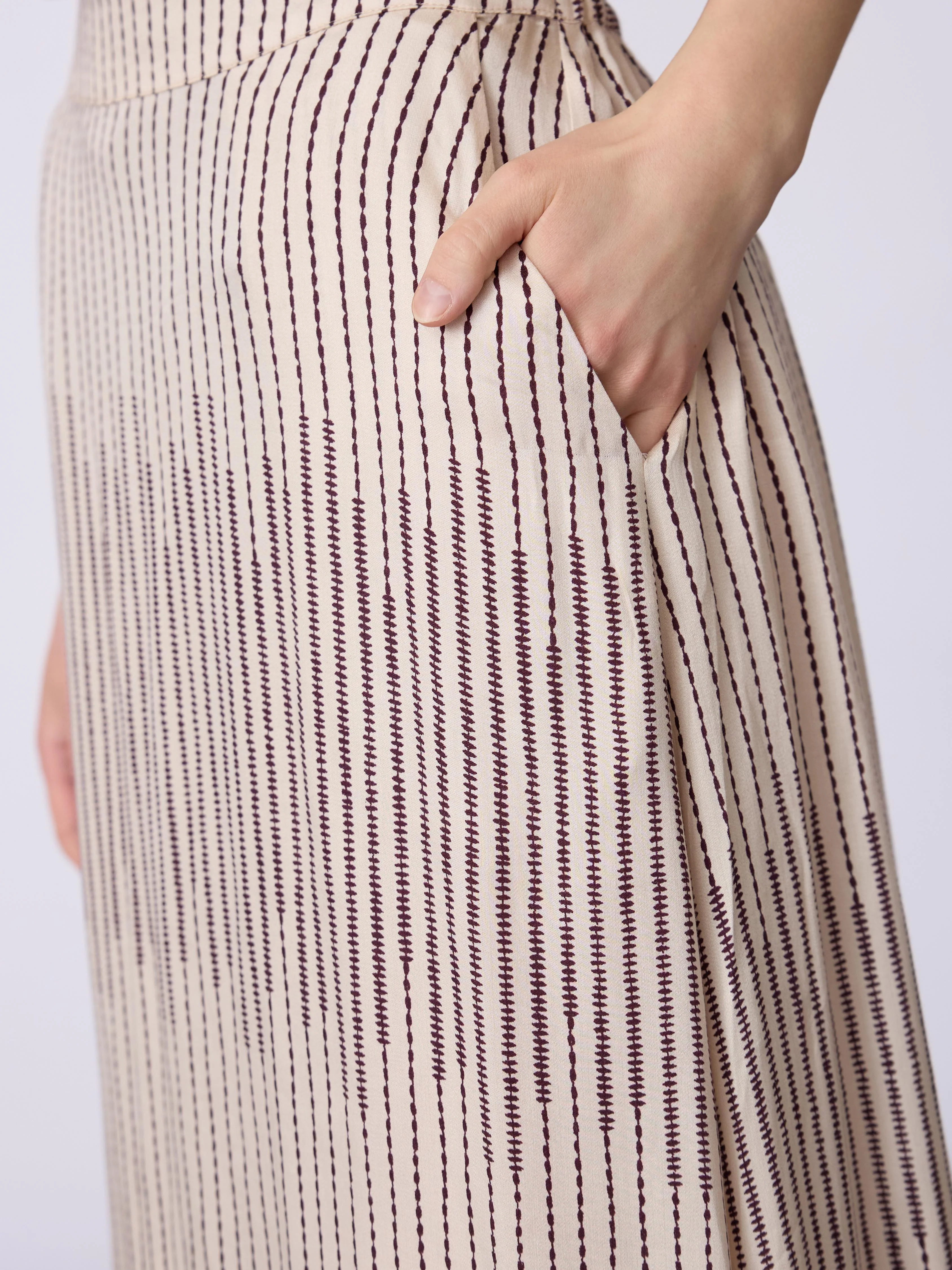 Naja Print - Plum Pattern - Image 4