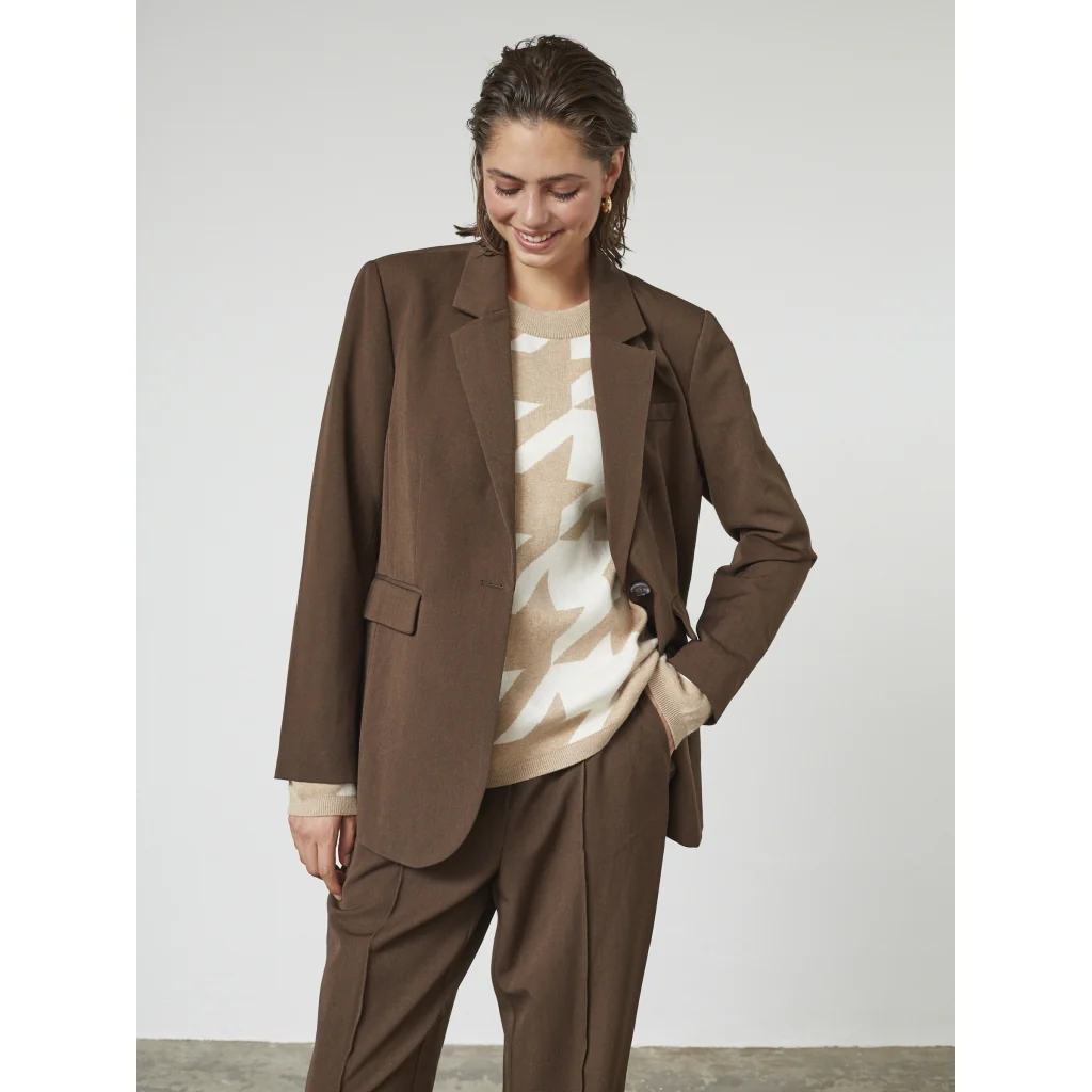 Sanja - Dark Brown